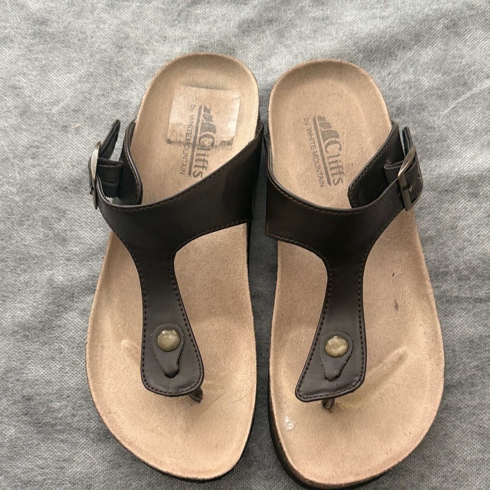 Cliffs dark brown and Tan Sandals